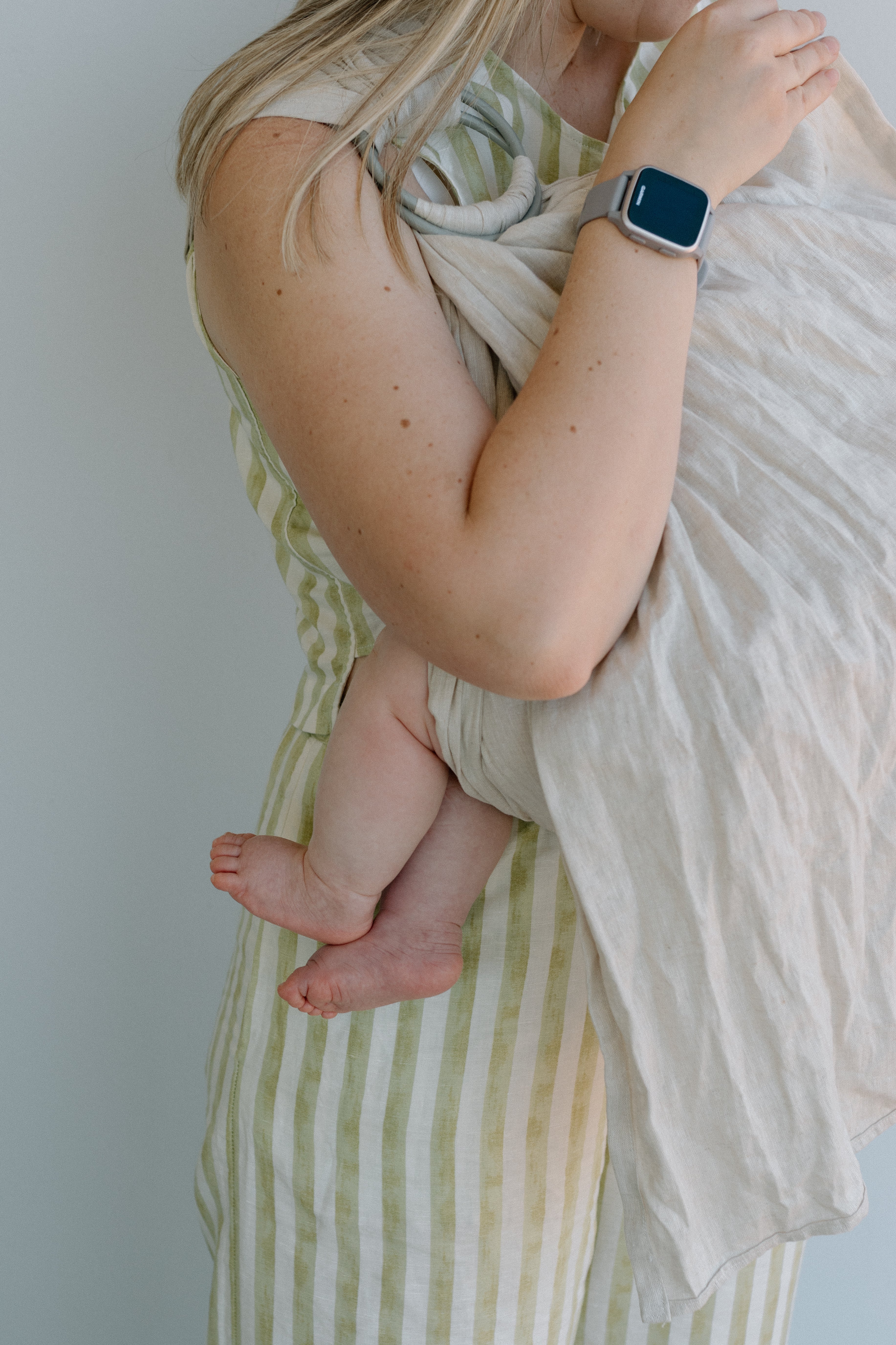 (PRE-ORDER) Original Milk - 100% pure linen ring sling (with grey rings)